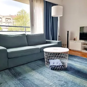 Florya Woluwe , Brussel België